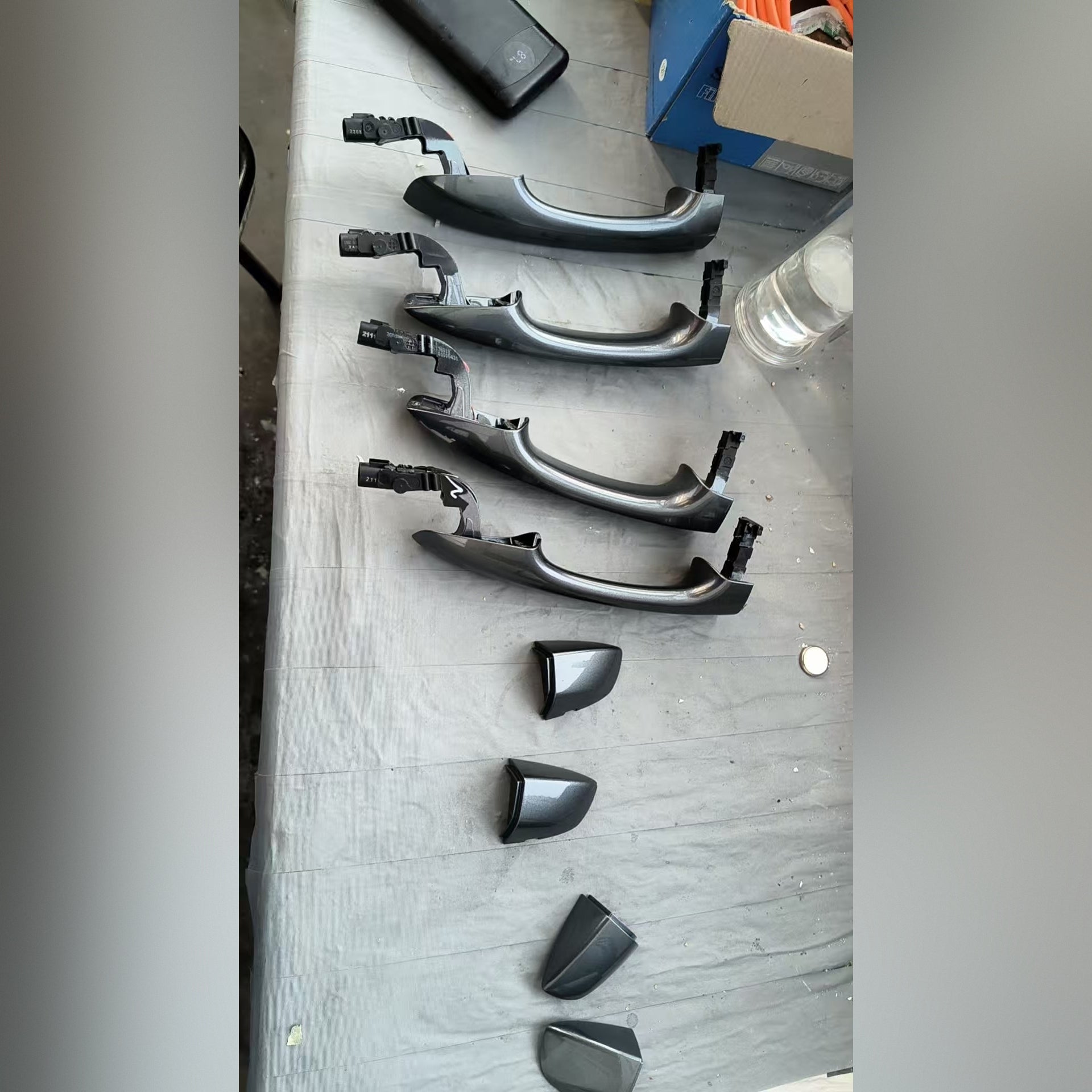 Illuminated Exterior Door Handles for Passat and Tiguan PAINTED